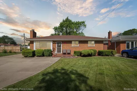 29229 Eiffel Ave, Warren, MI 48088