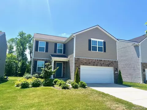 9568 S Nature View Ln, Ypsilanti, MI 48197