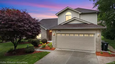 33660 Angeline Ave, Livonia, MI 48150