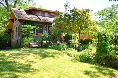 409 Englewood Ave, Royal Oak, MI 48073