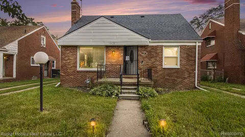 9928 E Outer Dr, Detroit, MI 48224
