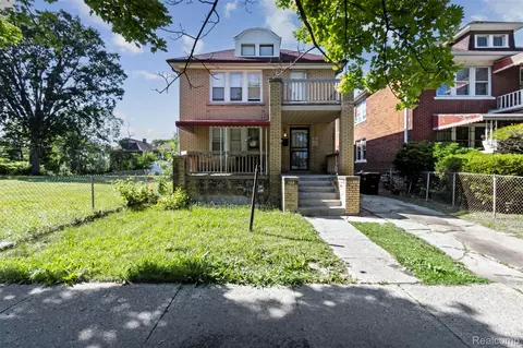 2682 Clements St, Detroit, MI 48238