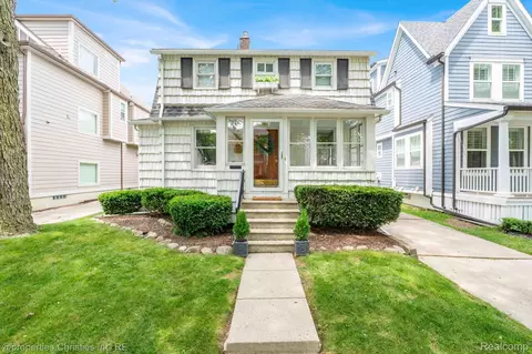1139 Emmons Ave, Birmingham, MI 48009