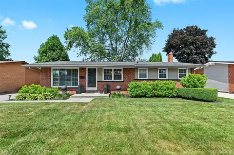 31201 Kenwood Ave, Madison Heights, MI 48071