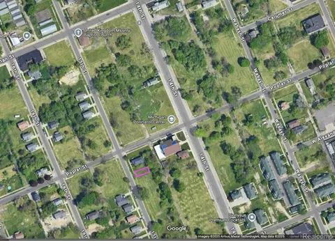 3986 15th St, Detroit, MI 48208