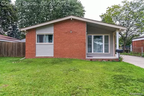 26298 Tawas St, Madison Heights, MI 48071