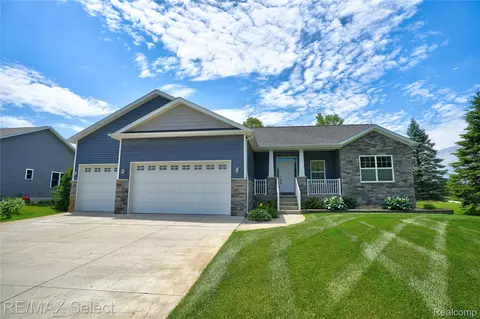 13006 Lia Ct, Linden, MI 48451