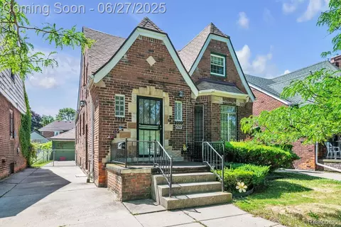 2675 Fleet St, Detroit, MI 48238