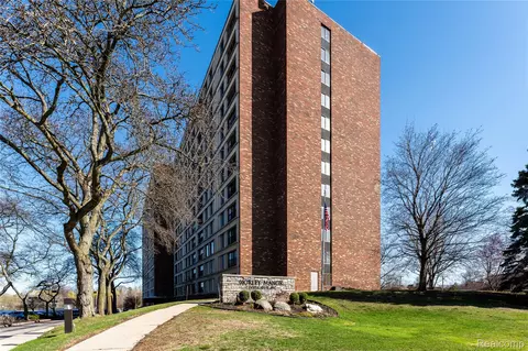 21800 Morley Ave #619, Dearborn, MI 48124