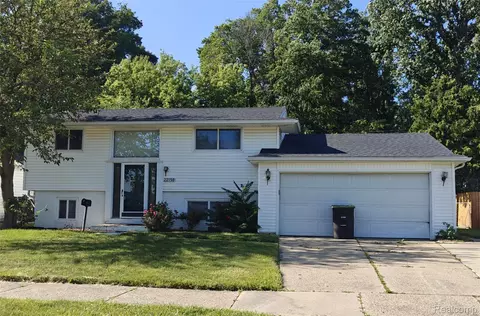 22150 Haig St, Taylor, MI 48180