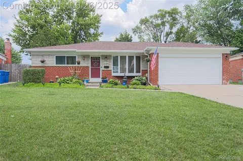 31542 Shawn Dr, Warren, MI 48088