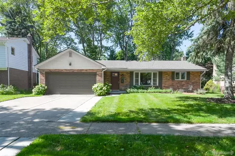 1842 Saxon St, Ann Arbor, MI 48103