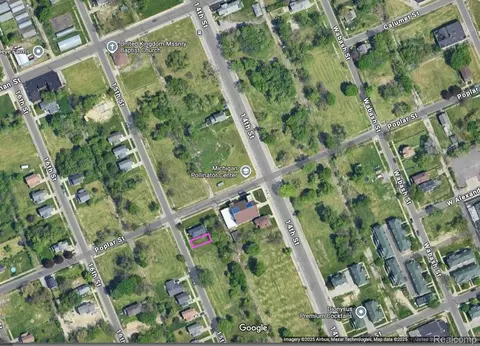 3992 15th St, Detroit, MI 48208