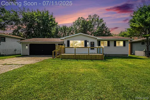 7116 Sharp Rd, Mundy, MI 48473