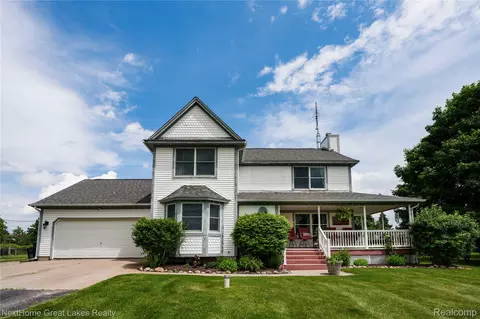 7181 Washburn Rd, Goodrich, MI 48438