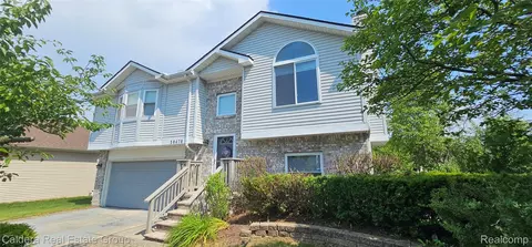 38478 Draper Ln, Westland, MI 48186
