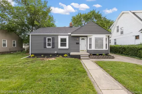 2754 Sunnyknoll Ave, Berkley, MI 48072