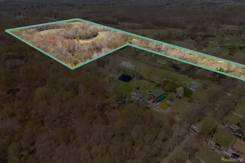 37 11ac Sherwood Rd, Sumpter, MI 48111