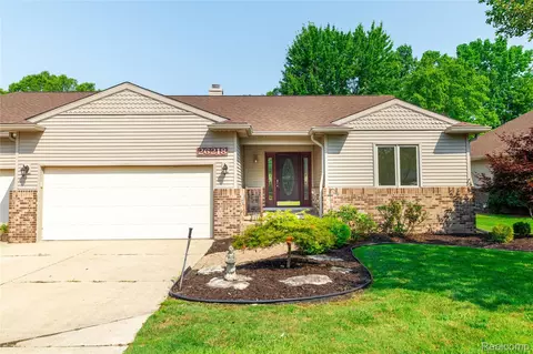 26218 James Dr, Grosse Ile, MI 48138