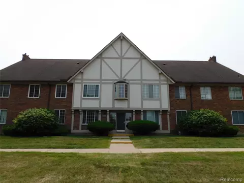 30268 Southfield Rd #229, Southfield, MI 48076