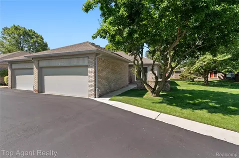 48607 Sutton Bay Ct, Shelby Township, MI 48315