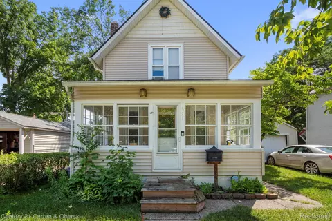 311 Yerkes St, Northville, MI 48167
