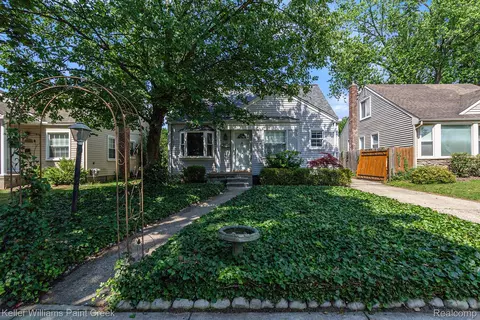 3307 Ellwood Ave, Royal Oak, MI 48073