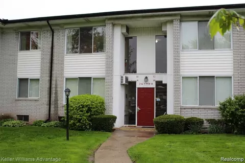 26790 Joy Rd #11, Redford, MI 48239