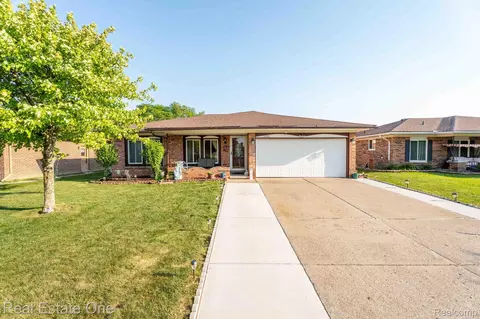 2308 Kipling Dr, Sterling Heights, MI 48310
