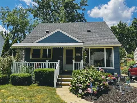 18667 Fox, Redford, MI 48240