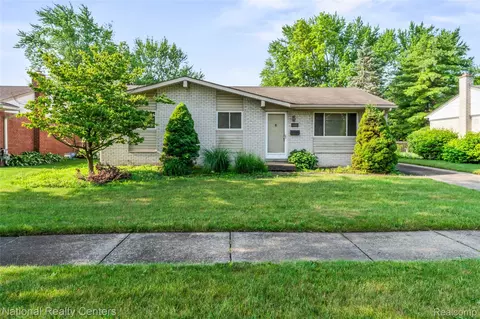 30255 Dorset St, Romulus, MI 48174