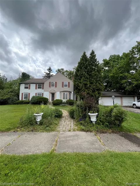 26751 Meadowbrook Way, Lathrup Village, MI 48076