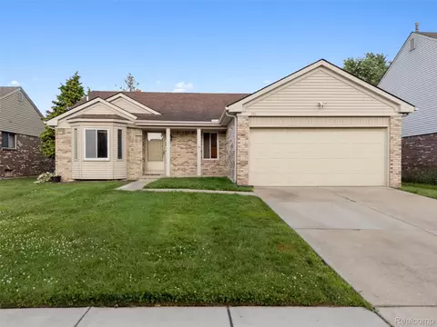 343 Princeton St, Canton, MI 48188