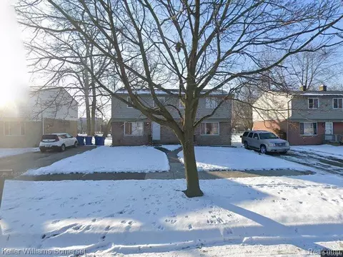 11454 Republic Ave, Warren, MI 48089