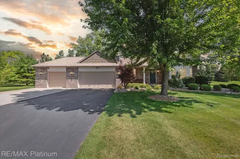 2773 Magnolia Garden Dr, Marion, MI 48843