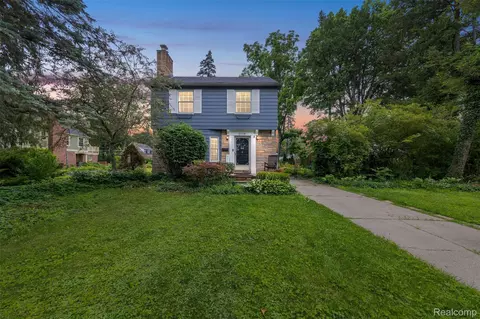 31718 W Chicago St, Livonia, MI 48150