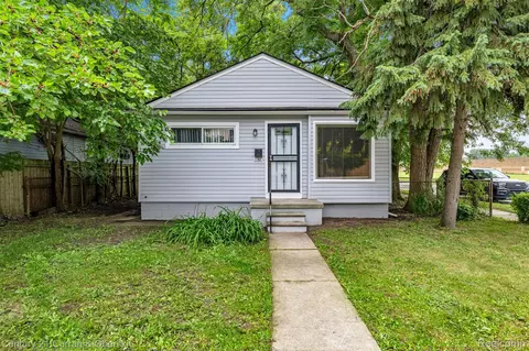 1587 Reo Ave, Lincoln Park, MI 48146