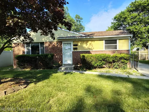 15771 Taft St, Romulus, MI 48174