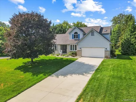 668 Eider Way, Oxford, MI 48371
