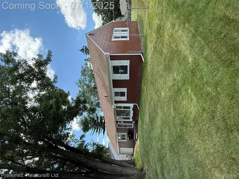14591 Merriman Rd W, Livonia, MI 48154