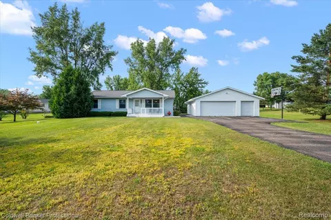 5706 Southwood St, Deerfield, MI 48461