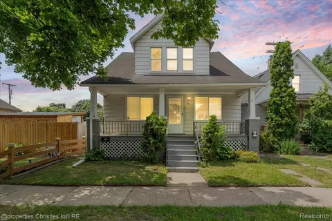 12 Perrin St, River Rouge, MI 48218