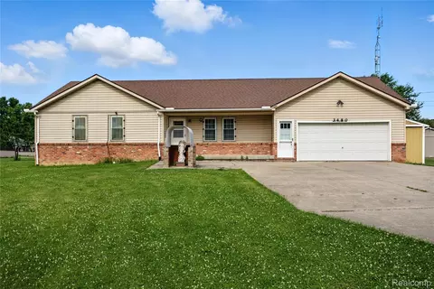 3480 S Vassar Rd, Burton, MI 48519