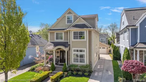 1364 Holland St, Birmingham, MI 48009