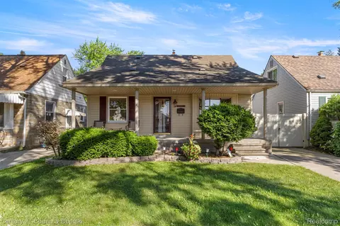 17729 Harman St, Melvindale, MI 48122