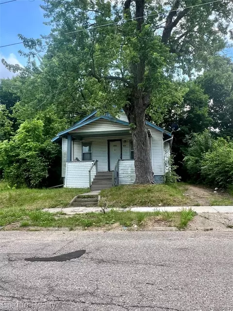 802 E Russell Ave, Flint, MI 48505 photo 3