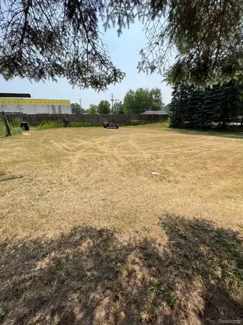 0 Livingston St, Pinckney, MI 48169