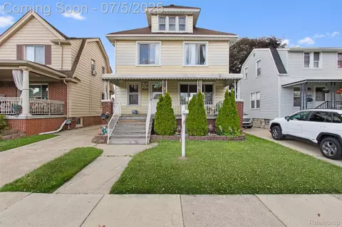 5125 Neckel St, Dearborn, MI 48126