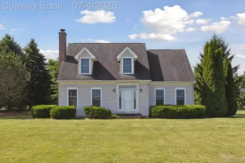10934 Baker Rd, Frankenmuth, MI 48734