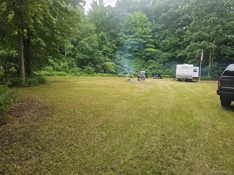 341 W Sawdust Corners Rd, Mayfield, MI 48446